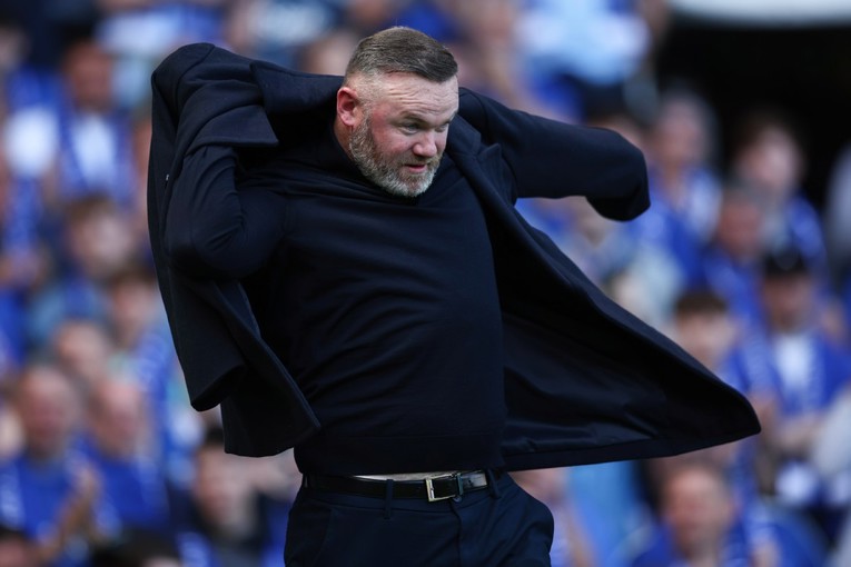 Rooney: Dosta mi je VAR-a