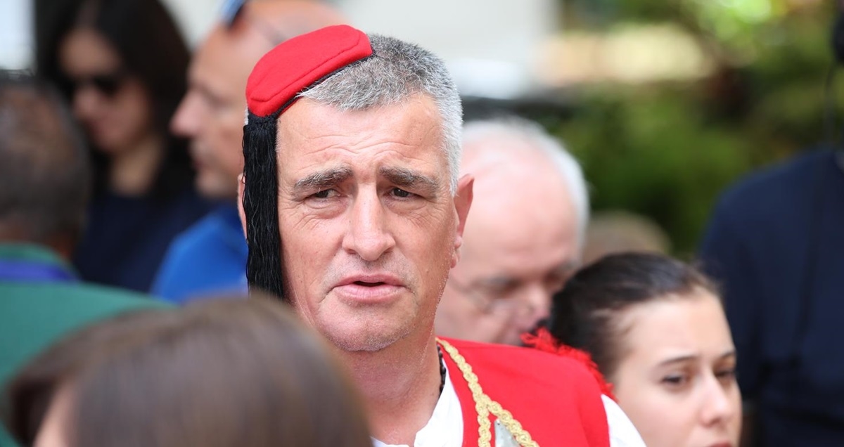 Bulj izmislio socijalnu pomoć, zove se Alkarica. Ove godine se povećava iznos
