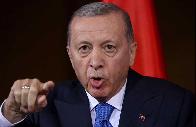 Turska uporno odugovlači s puštanjem Švedske u NATO, sad ima novi izgovor