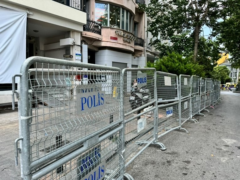 Centar Istanbula zatvoren nakon što je guverner zabranio Prajd