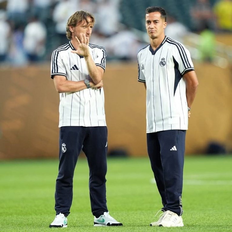 Španjolci: Perez ima istu ponudu za Modrića i Vázqueza