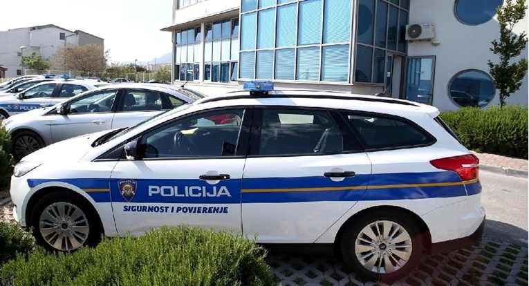 Benzinsku postaju na Braču jučer je opljačkala 62-godišnja Slovenka