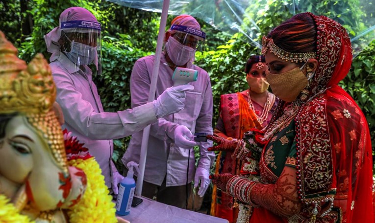 Mladoženja iz Indije umro dva dana nakon svadbe, nakon vjenčanja zaraženo 80 ljudi