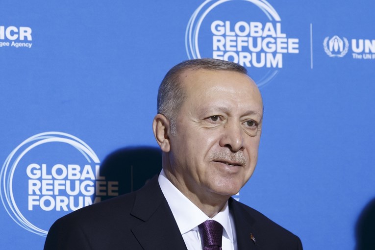 Erdogan kaže da bi se milijun izbjeglica uskoro mogao vratiti u Siriju
