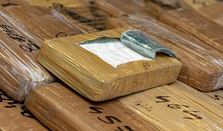 Policija razbila lanac švercanja kokaina iz J. Amerike u Hrvatsku. Puno uhićenih