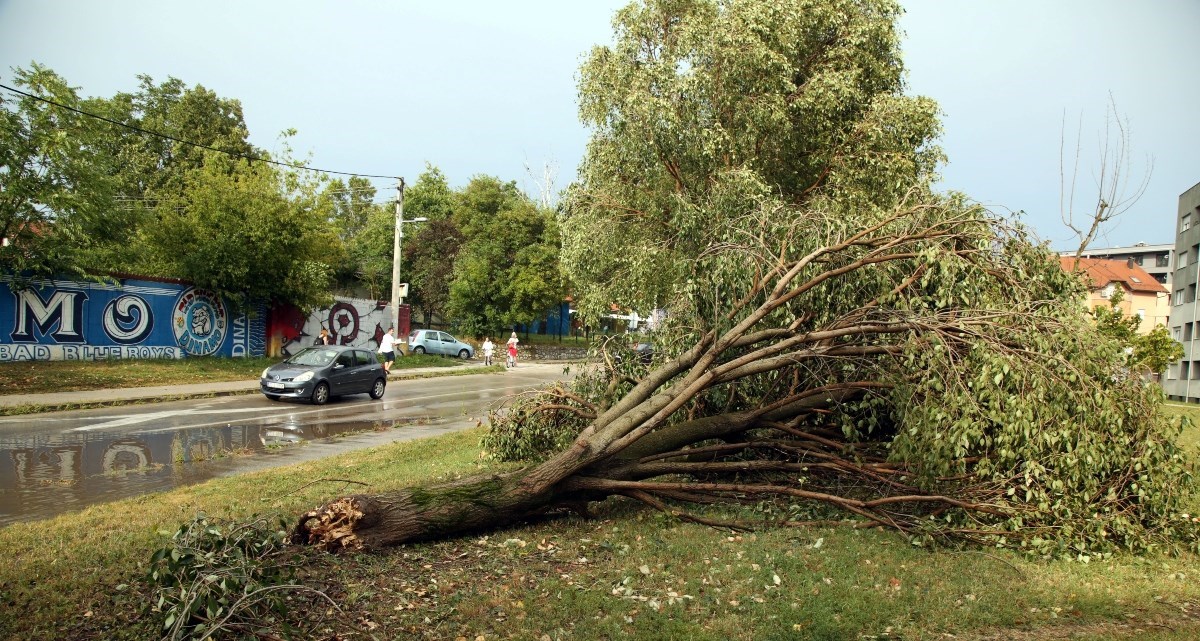 Vlada odobrila 20 milijuna eura za popravak kuća oštećenih u nevremenu