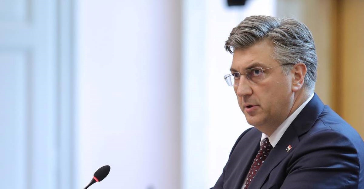 Plenković: Članstvo u europodručju podiže kreditni rejting i reputaciju Hrvatske