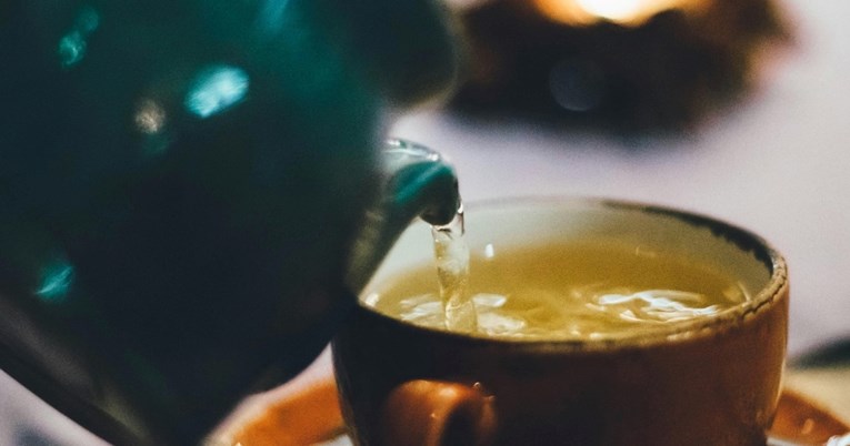 Pet zdravstvenih dobrobiti koje se povezuju uz redovito pijenje zelenog čaja