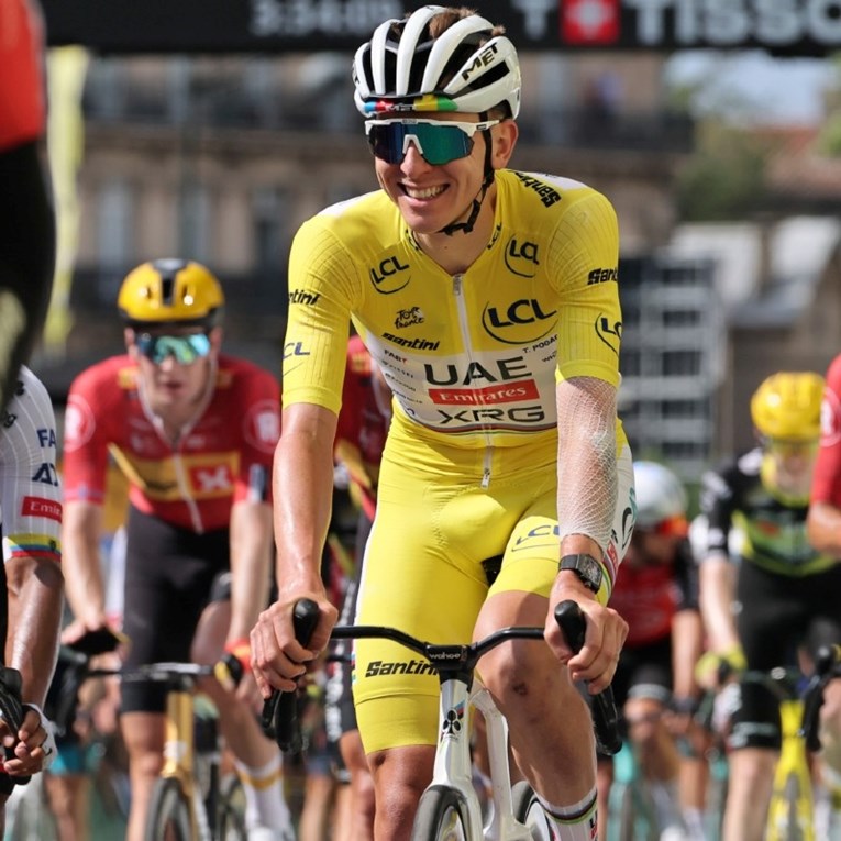 Pogačar i dalje u vodstvu na Tour de Franceu