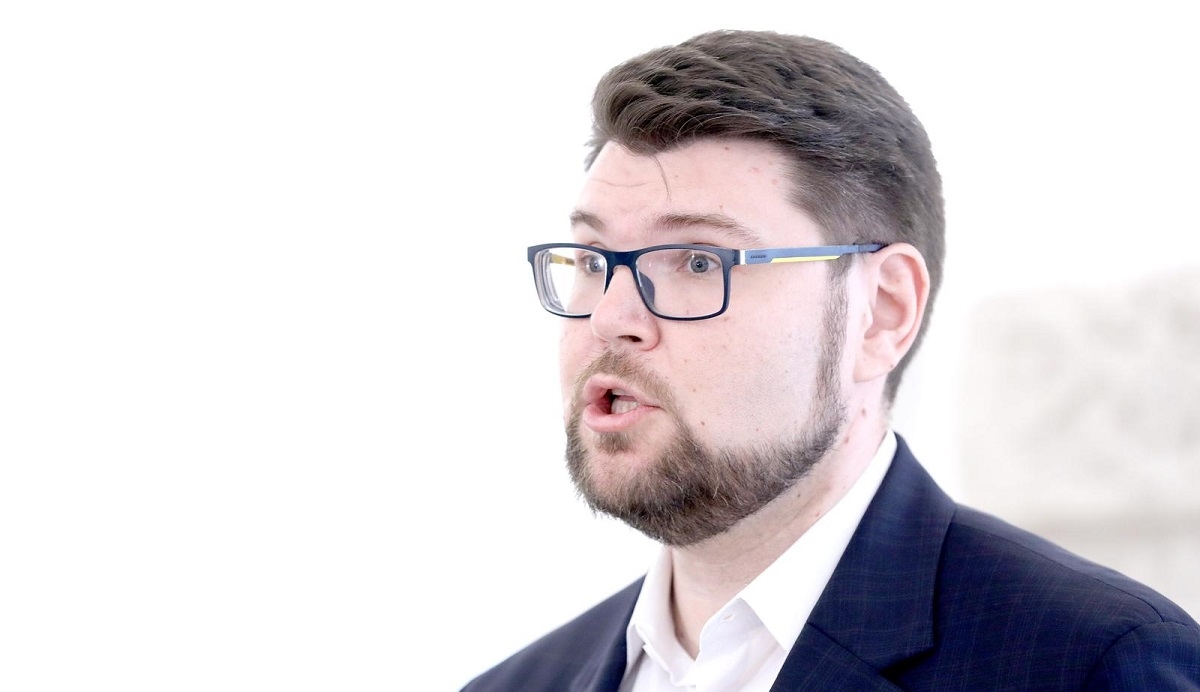 Grbin: Filipoviću, kako nitko nije primijetio da su nestale stotine milijuna iz Ine?