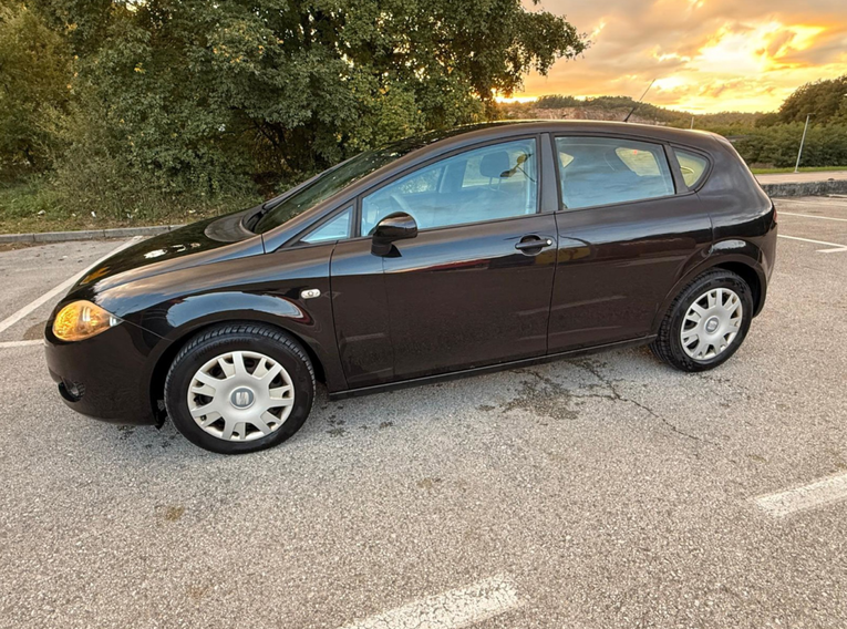 Najbolji auto oglasi: Očuvan Seat Leon 1.9 TDI s dugom registracijom