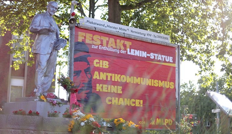 U zapadnoj Njemačkoj postavljen kip Lenjina