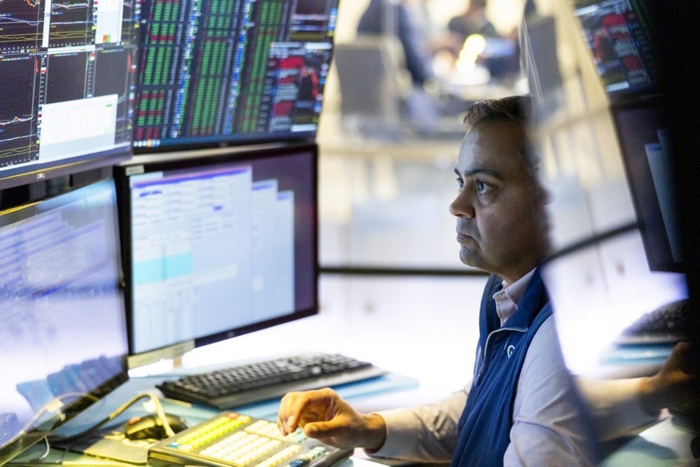 Wall Street skliznuo s rekordnih razina