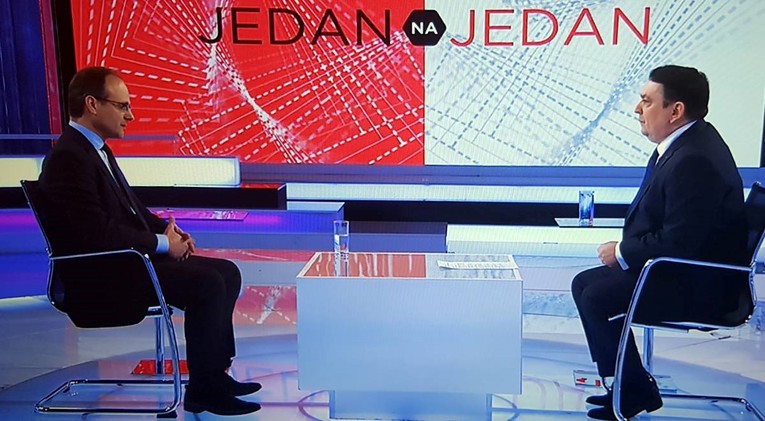 Frka-Petešić: Stan je bio oštećen, ali nisam htio reći premijeru da me nema 2 tjedna