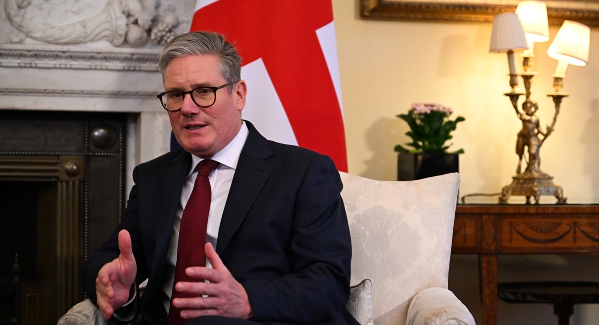 Starmer: Britanija mora razgovarati sa sirijskim vlastima