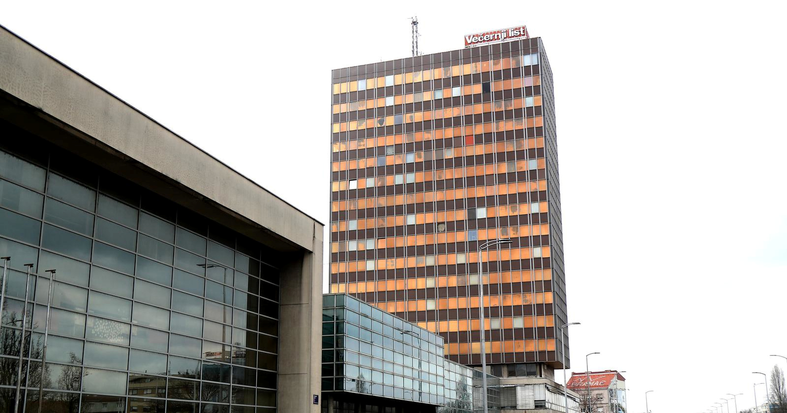 Bio je simbol Zagreba. Postao je grad duhova koji podsjeća na smrt novina