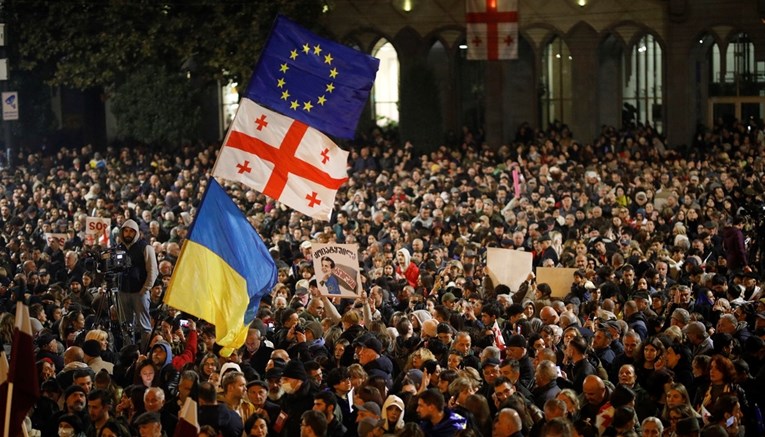 U dijelovima Gruzije ponovo će se brojiti glasovi. Promatrači: Izbori nisu namješteni