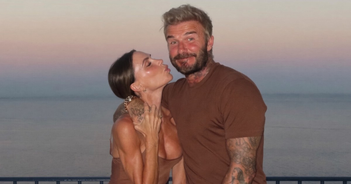 Victoria Beckham ima elegantnu zamjenu za malu crnu haljinu