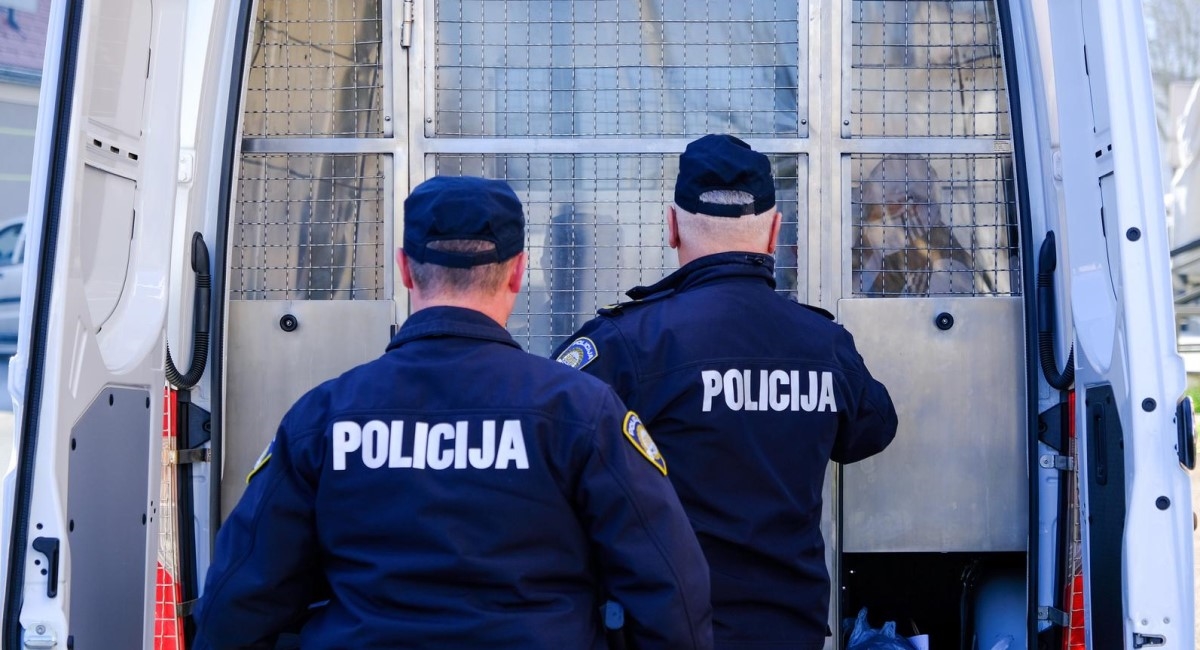 Proširena istraga protiv narkobande: Preprodali 550 kg marihuane, dilali kokain, MDMA
