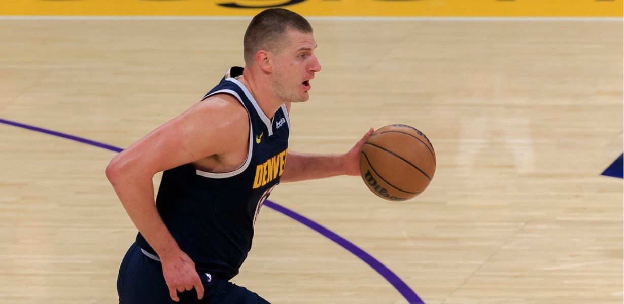 Pogledajte čega se Nikola Jokić dosjetio dok je trčao u kontru