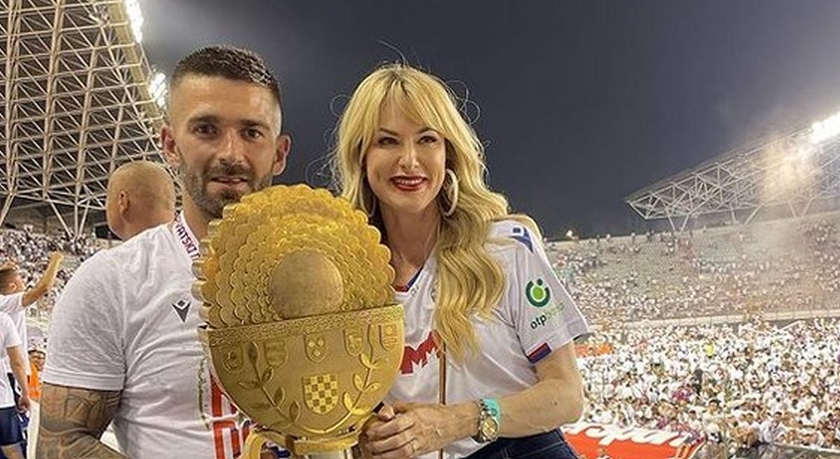 Iris Livaja otputovala u Katar uoči utakmice s Brazilom, podijelila snimku iz aviona