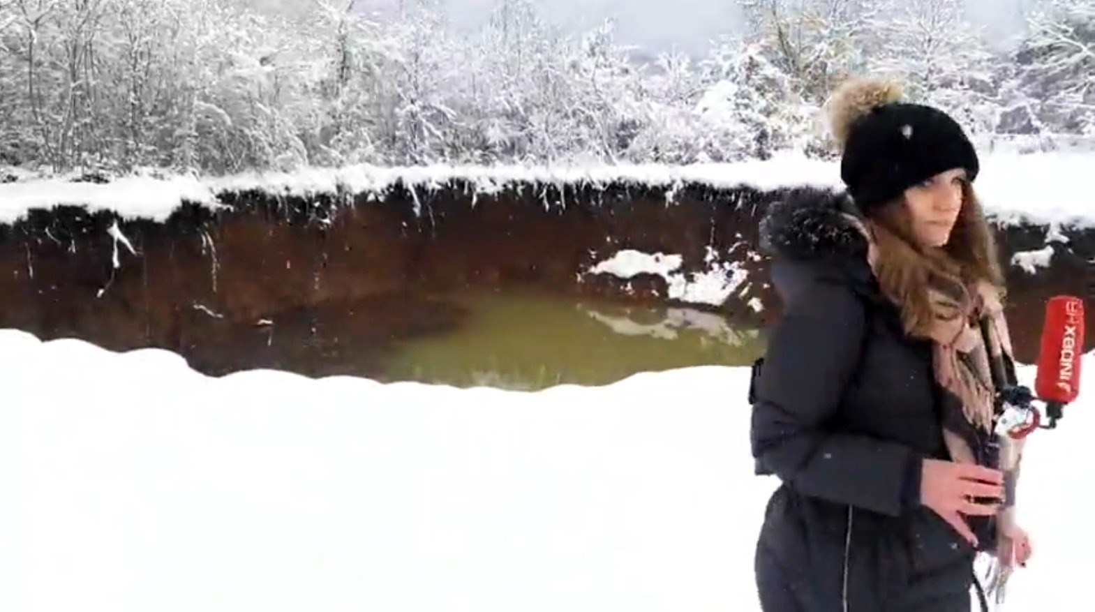 Snimili smo ogromnu rupu u Mečenčanima, pogledajte