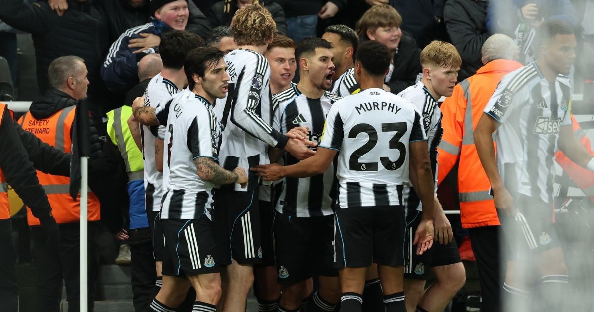 Newcastle optužio francusku policiju da je palicama napala njegove navijače