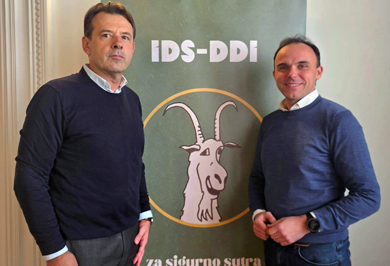 Šef IDS-a napušta Sabor. Odlučeno tko ga mijenja