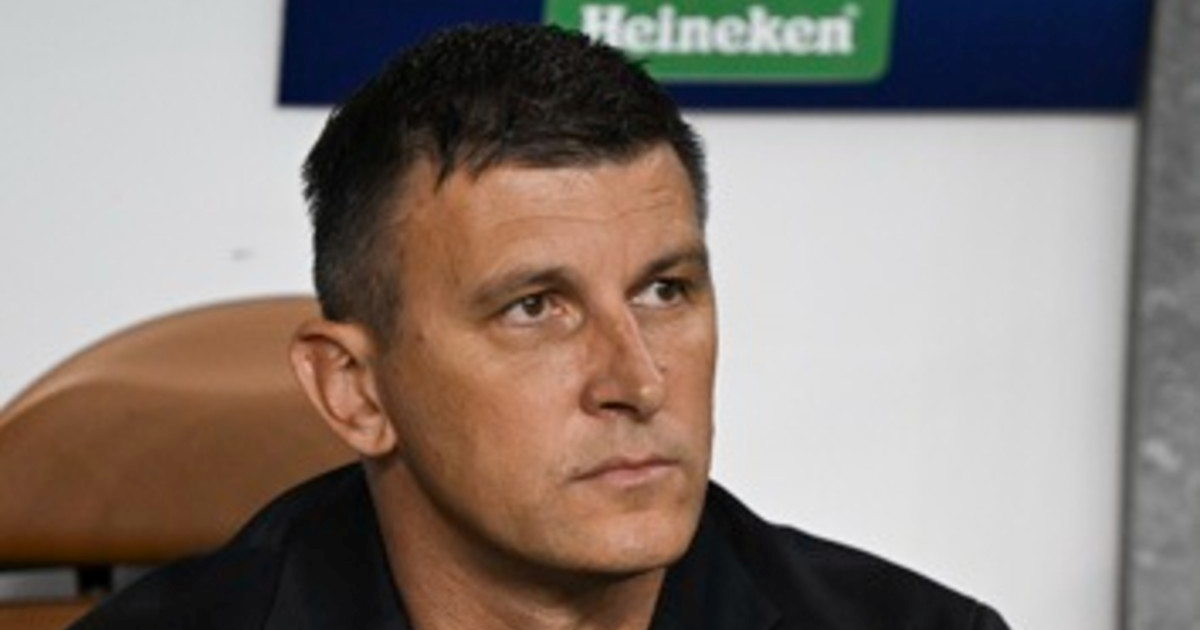 Jakirović pobijedio i približio se vrhu Championshipa. Briljirao hrvatski golman