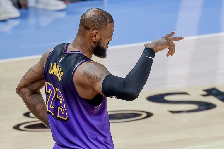 LeBron u Philadelphiji: Ovo nije ni zbog novca ni zbog obitelji. Za što ja igram?