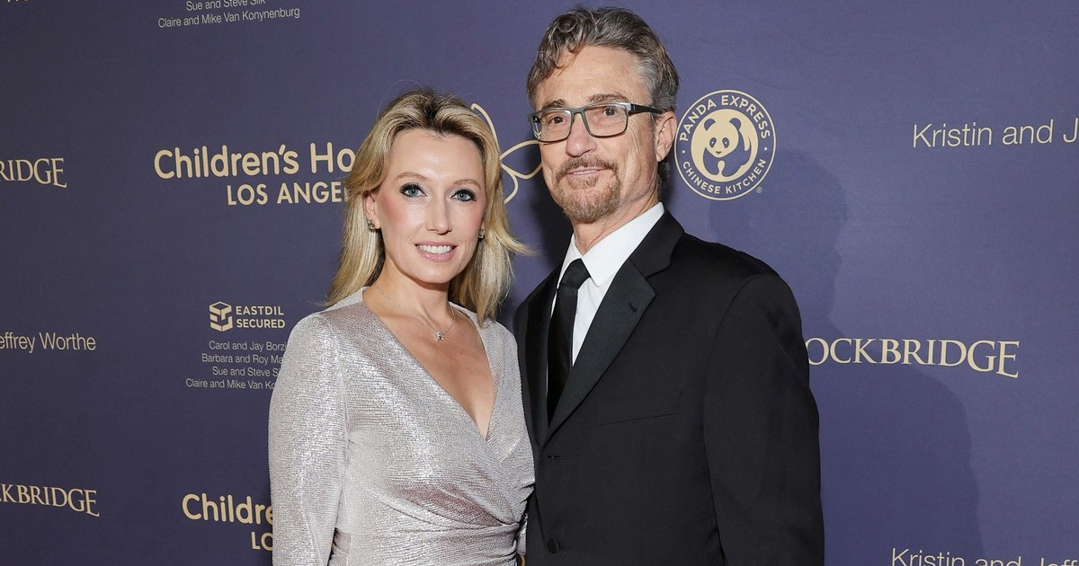 Producent serije Kosti razvodi se zbog mailova koje je razmjenjivao s Epsteinom