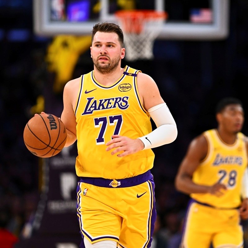 LeBron će morati otići, Dončić preuzima. Lakersi Slovencu daju ugovor života