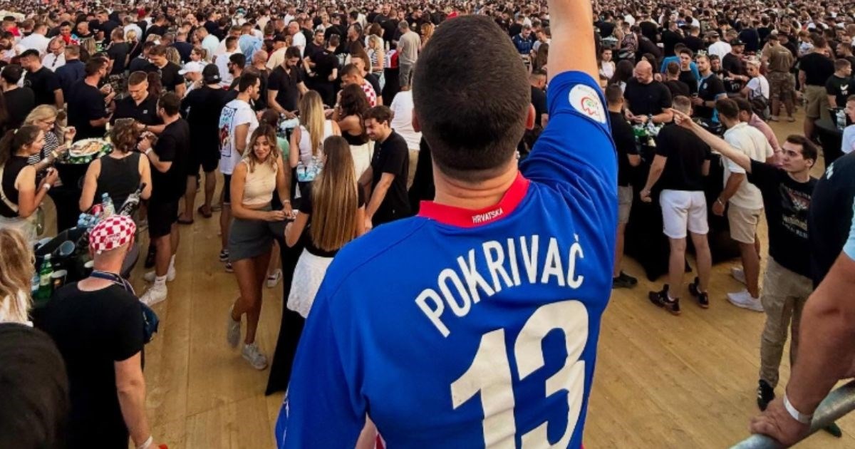 Ivić je na Thompsonovom koncertu bio u Pokrivačevom dresu. Evo što je napisao