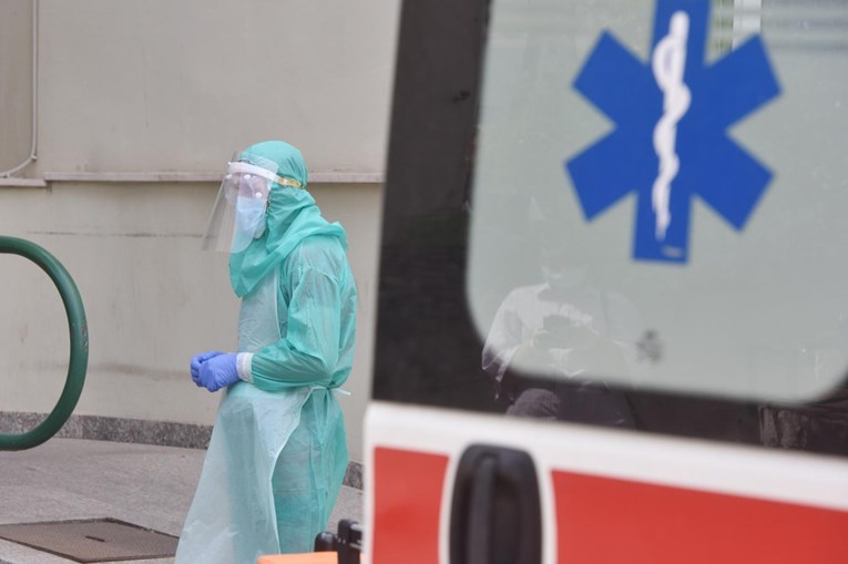 Od osam novih slučajeva, sedam ih je vezano za let iz Frankfurta