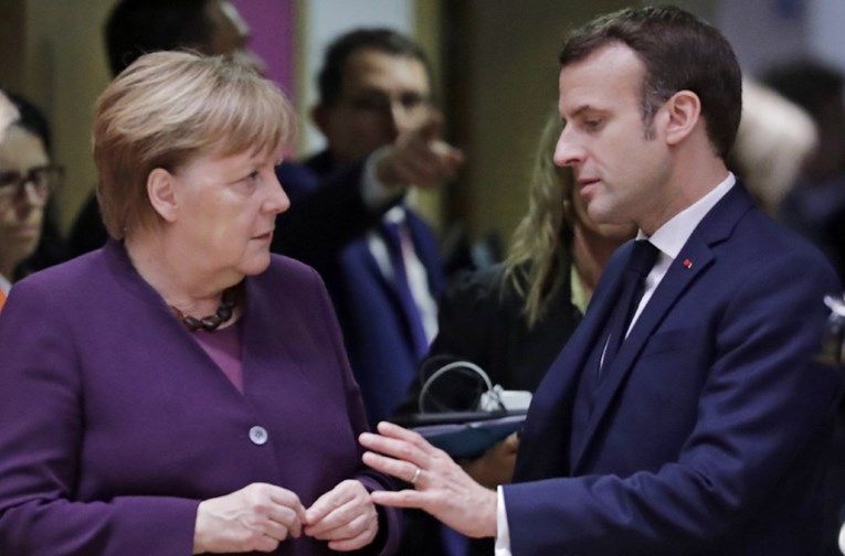 Macron i Merkel sastaju se uoči EU samita