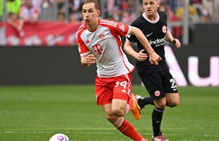 Lovro Zvonarek prvi put u karijeri starta za Bayern