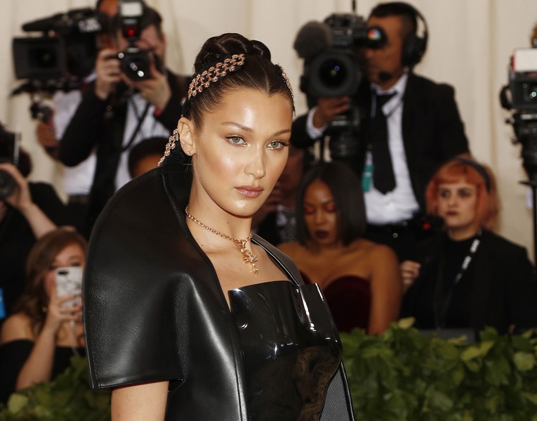 Bella Hadid preskače Met Galu četvrtu godinu zaredom