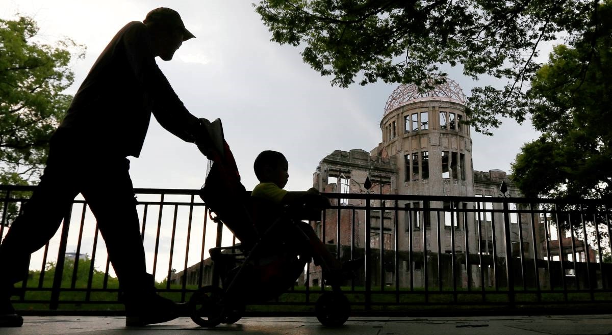 Demografska katastrofa: Japanska firma s pelena za bebe prelazi na pelene za odrasle