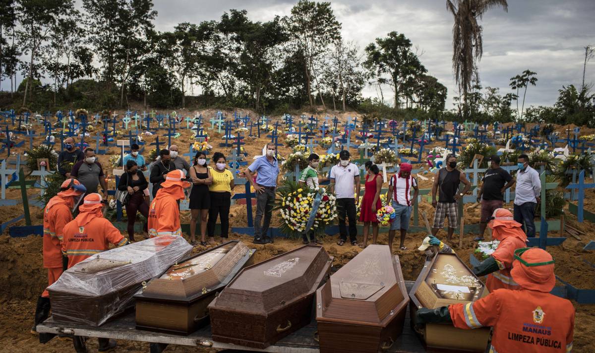 U Brazilu od korone do sada umrlo više od 100.000 ljudi