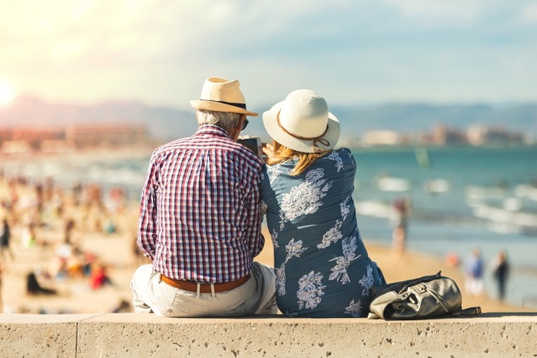 Ako prepoznajete 4 znaka, ljubav u vašem braku još uvijek je snažna, pokazuju studije