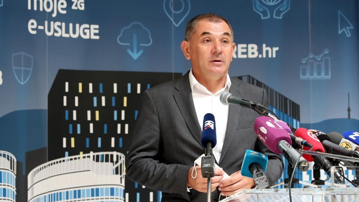 Lovrić: Trenutno ne planiramo prelazak zagrebačkih škola na online nastavu
