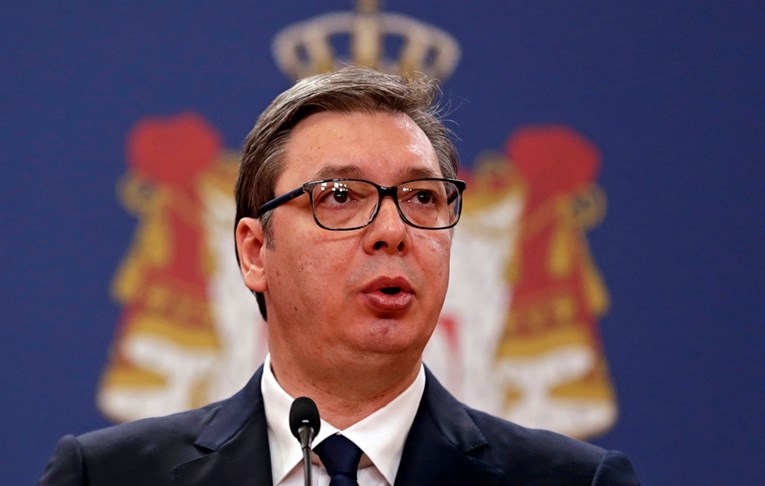 Vučić želi produljiti policijski sat: Ne tjerajte me da ga uvedemo 24 sata dnevno
