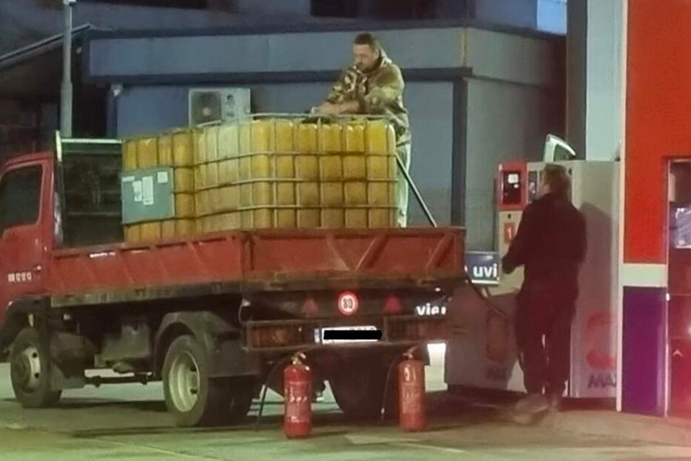 Navala na pumpe u Crnoj Gori nakon upozorenja naftnih kompanija