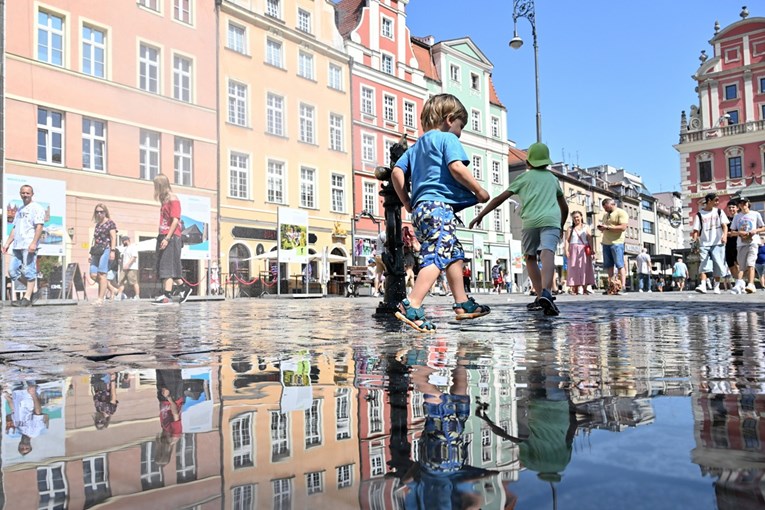 Novi poljski zakon: Ako imate dvoje djece ne morate plaćati porez na dohodak