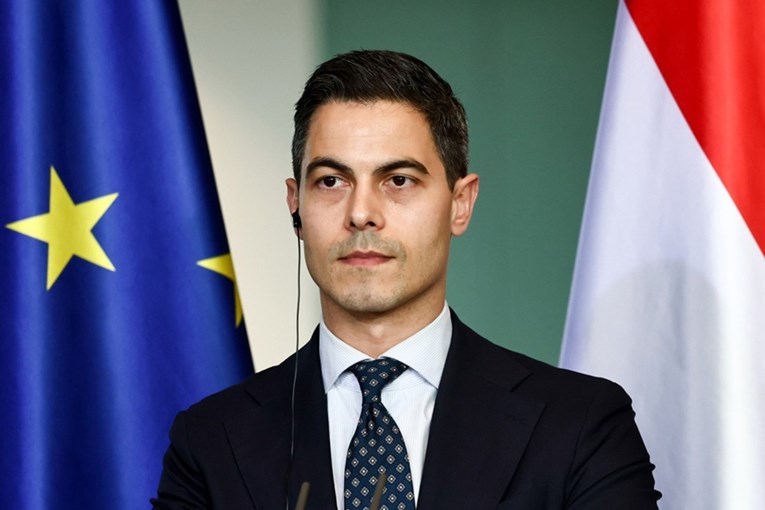 Nizozemski premijer: Otvoreni smo za sudjelovanje u misiji u Hormuzu, ali ne sada