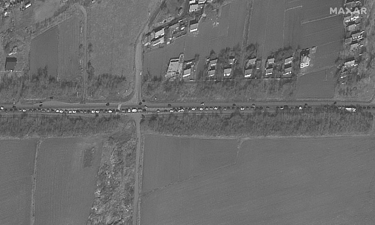 FOTO Satelitske snimke prikazuju ogromnu kolonu ljudi koji bježe iz Ukrajine