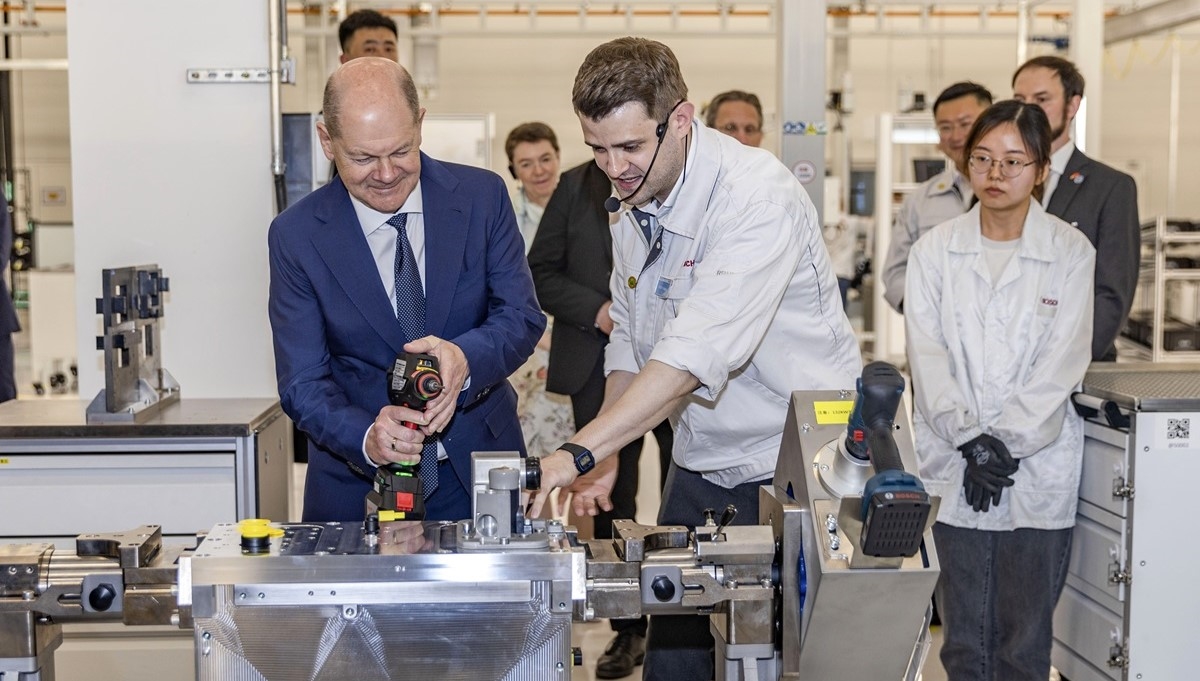 Scholz u Kini uvjeravao studente da ne moraju pušiti marihuanu ako dođu u Njemačku