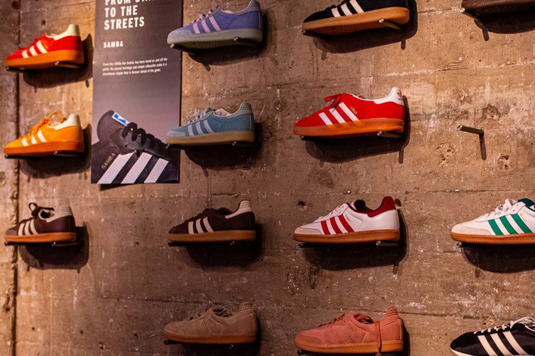 adidas i Coca-Cola su se udružili. Stižu Sambe koje nisu nimalo obične