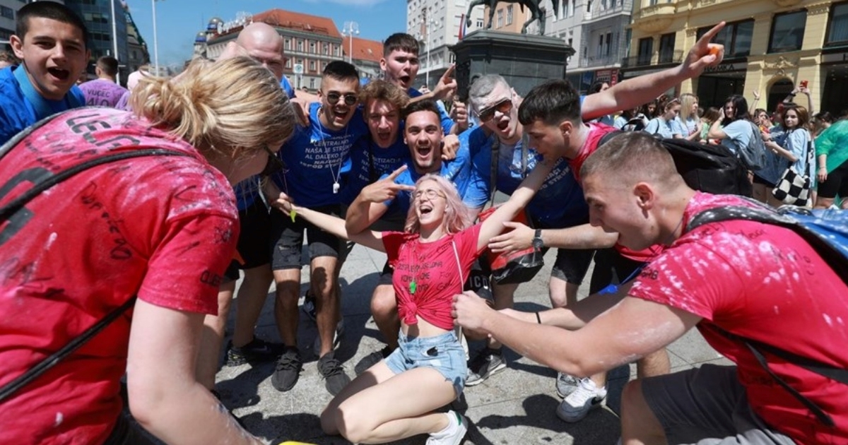 Dok čekamo današnje ludilo, prisjetimo se najboljih fotki s prošlogodišnje norijade