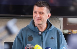 Jakirovića pitali smije li Sučić igrati s djecom ispred zgrade: "Vidio sam taj video"